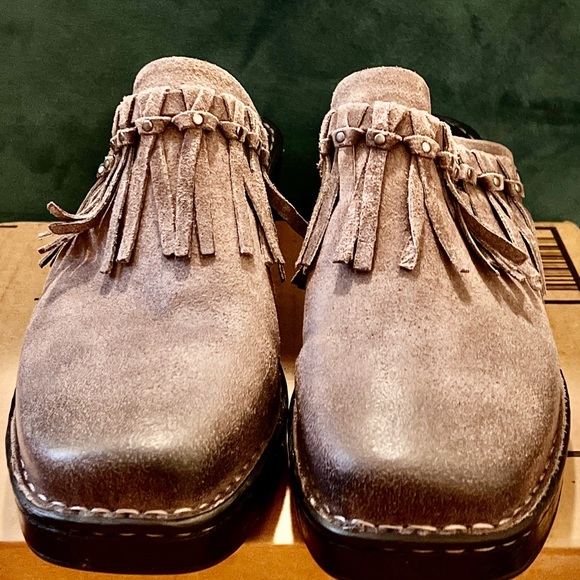 Born Harmony Fringed Leather Clog - Size 10 - Picture 4 of 7